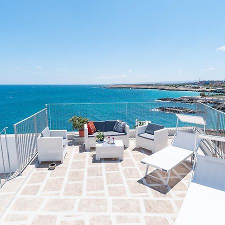 Helloapulia - Sea View Terrace Conchiglia Apartment Монополи Екстериор снимка