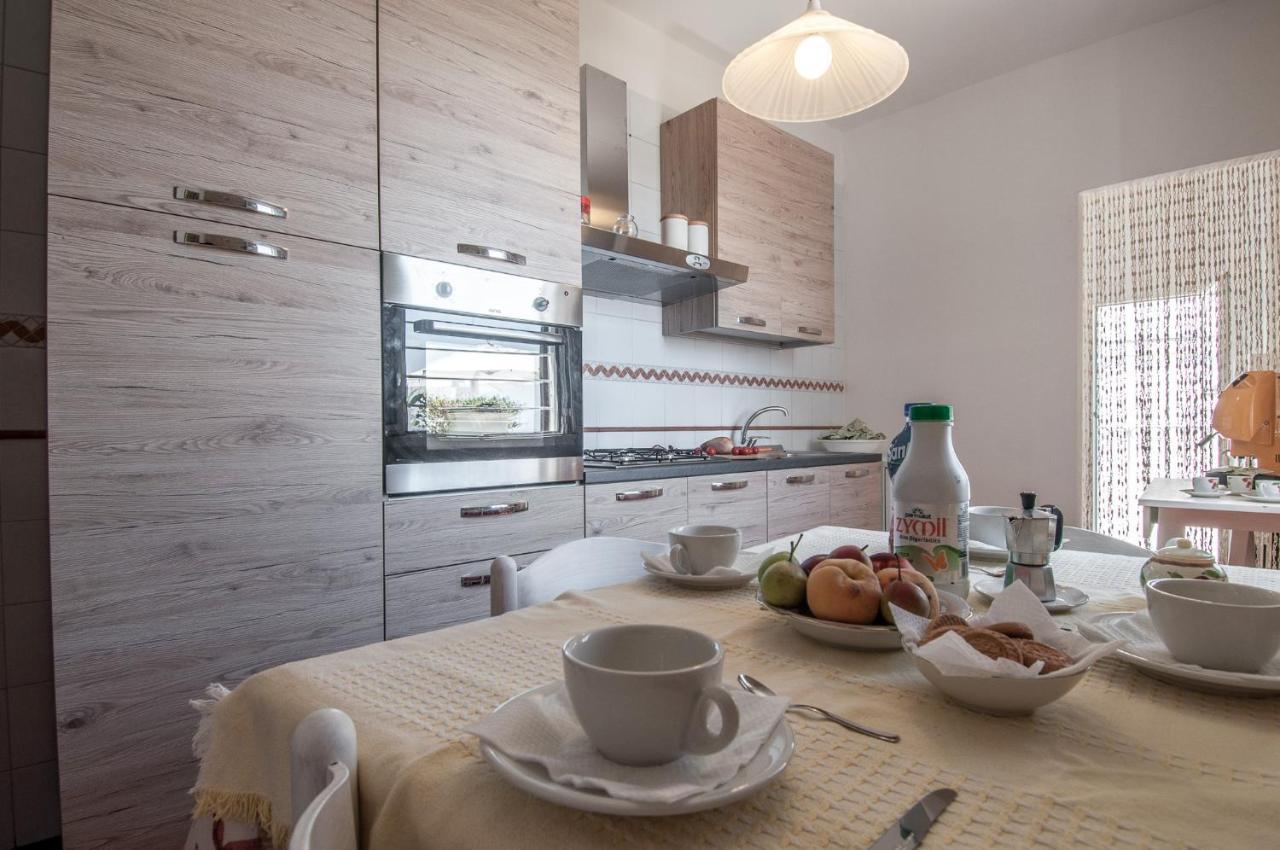 Helloapulia - Sea View Terrace Conchiglia Apartment Монополи Екстериор снимка
